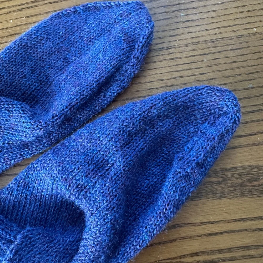 Hand Knit Lambswool Socks Women M/L Purple Cozy Winter Hiking Cottagecore